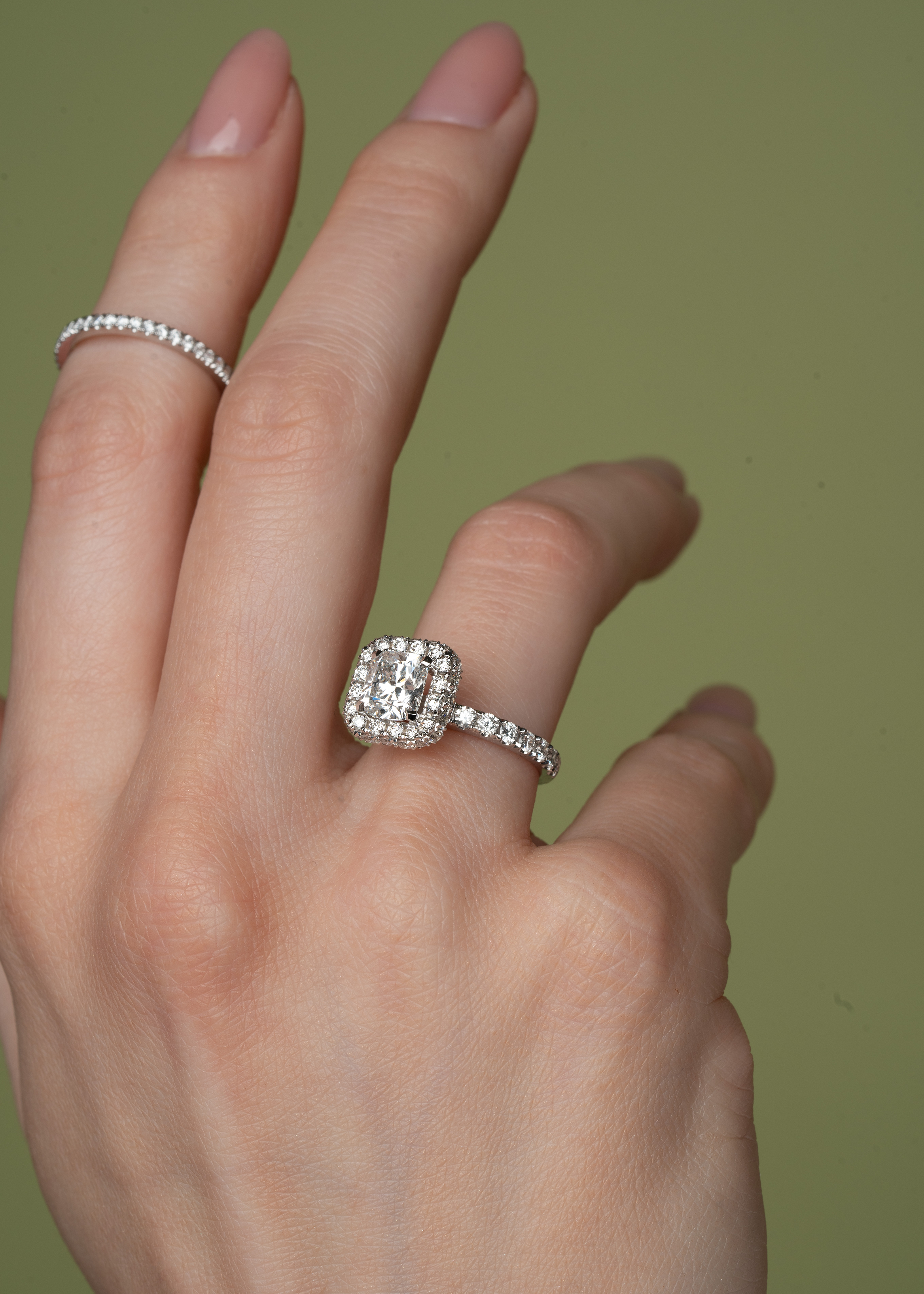 halo stiliaus ziedas