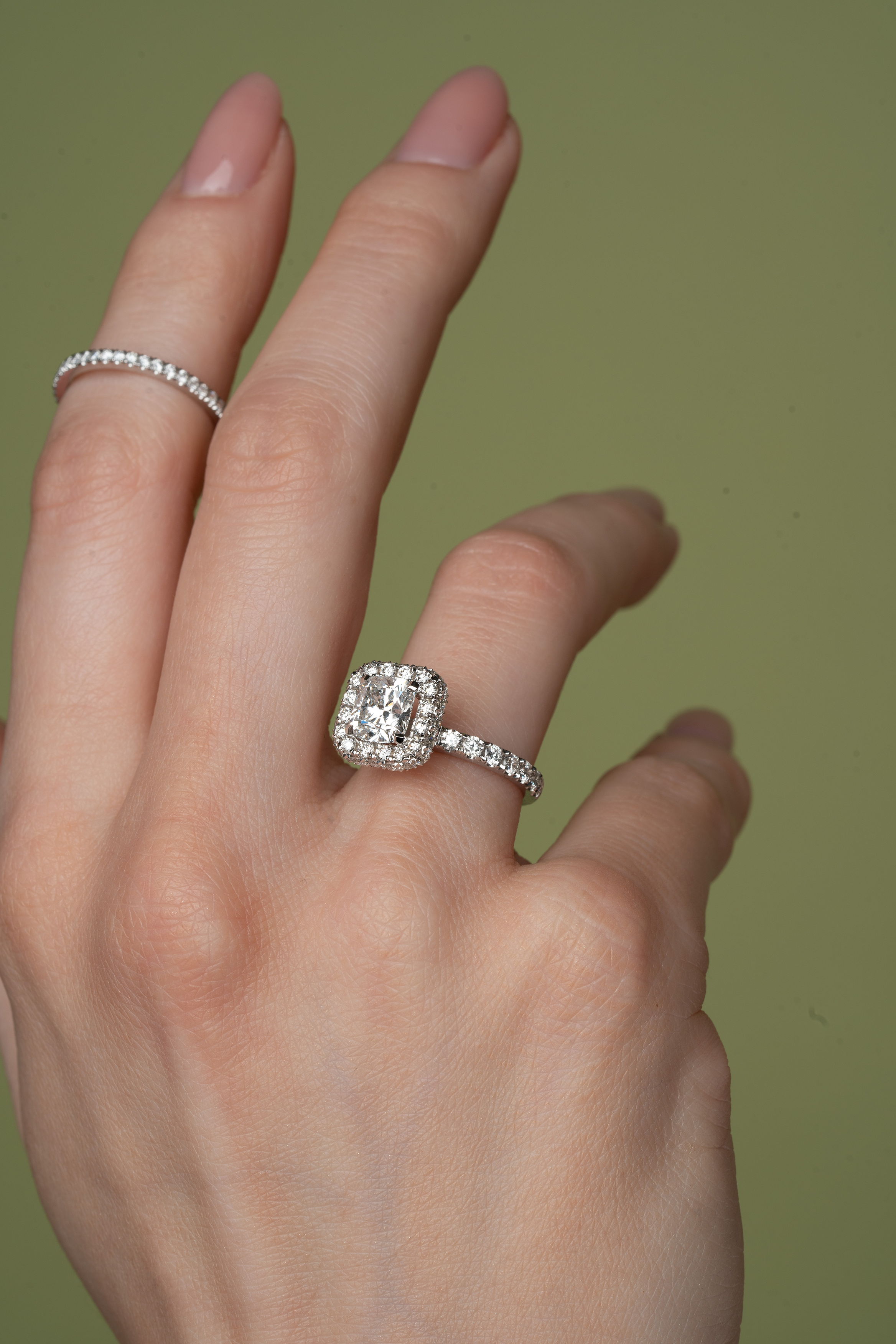 halo stiliaus ziedas