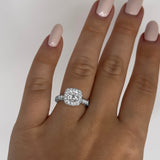 halo stiliaus ziedas