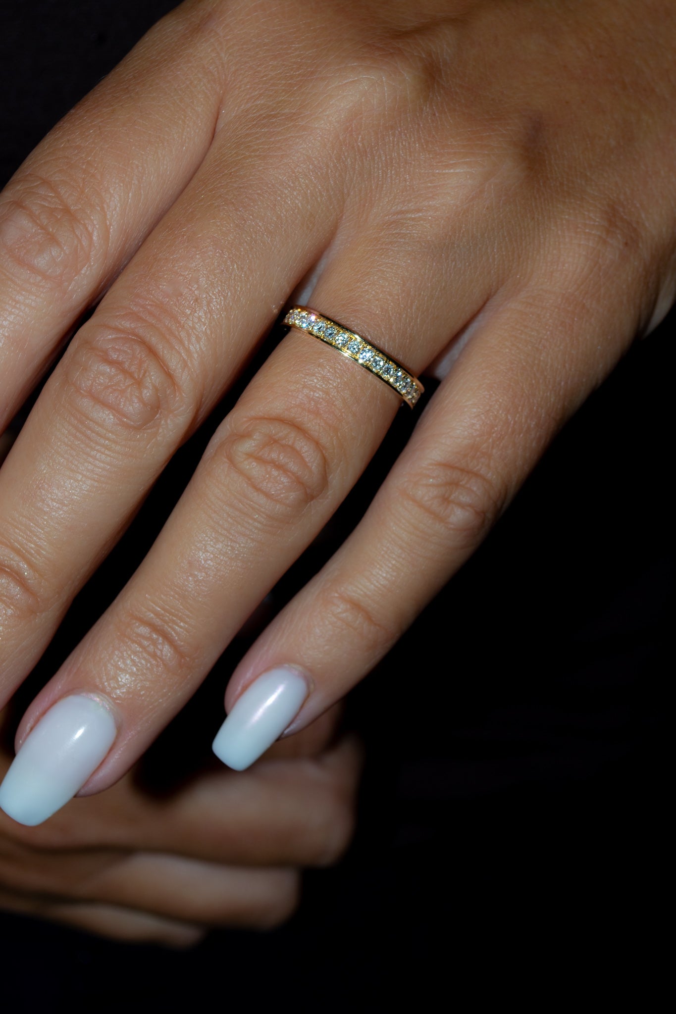 ziedas su deimantais juostele